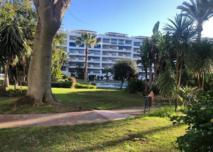 Banus Elegant Modern Daire *