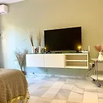 Апартаменты Banus Elegant Modern Марбелья