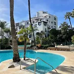 Banus Elegant Modern Апартаменты *