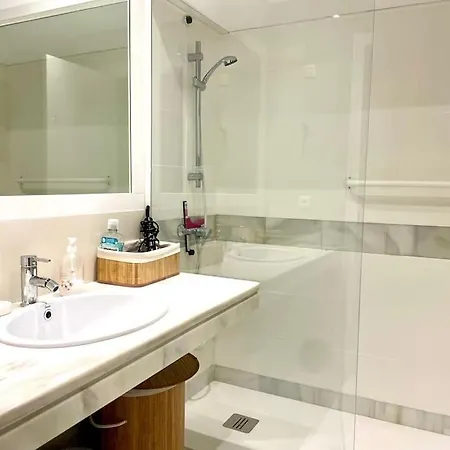 Banus Elegant Modern * מארבלה