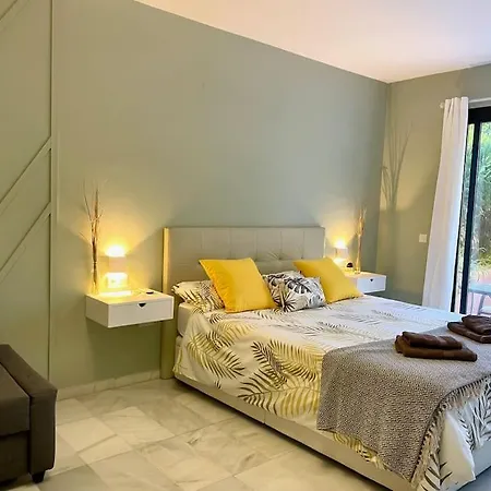 Banus Elegant Modern דירה *